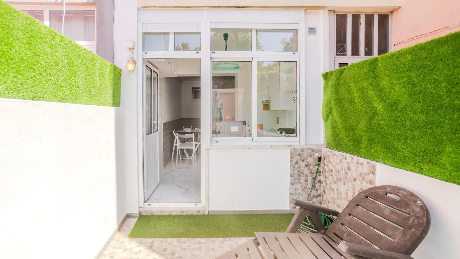 Terrace & Barbecue Apartment In Alameda Downtown Lisboa Portugal